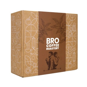 Presentset med kaffe och te + rostade, saltade pistagenötter