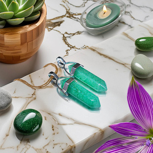 Hänge med aventurin i påse + kedja