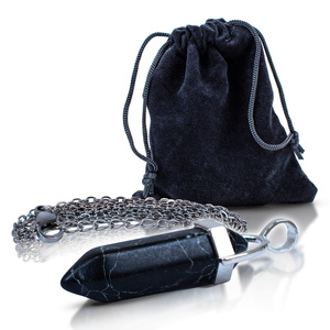 Hänge med svart turkos i påse + kedja