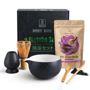 Presentset för att tillreda Purple Matcha