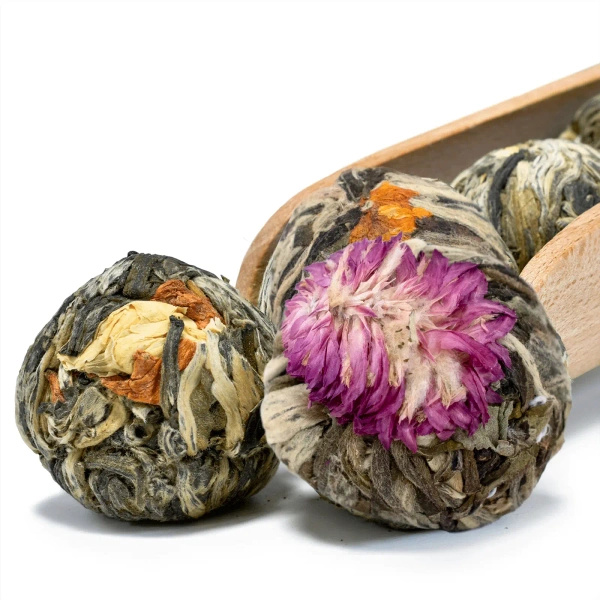 Mary Rose – Presentask med te – Set med blommande teer (9 st.)