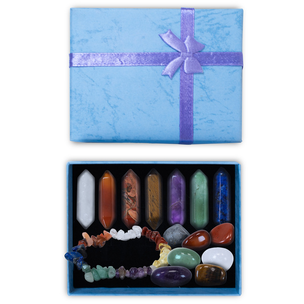 Set med chakrastenar med armband – i presentask